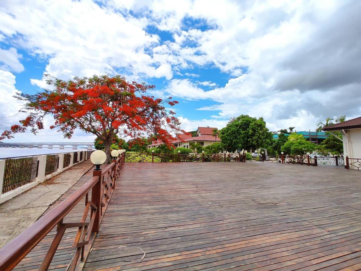 Attran Hotel Mawlamyine Exterior foto