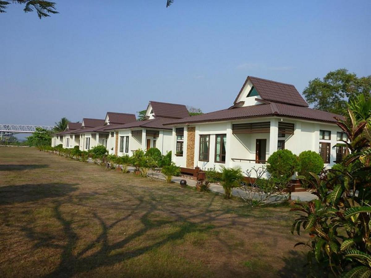 Attran Hotel Mawlamyine Exterior foto